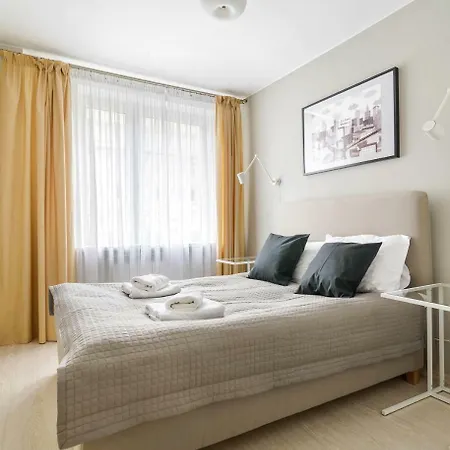 Krucza Central Apartman *